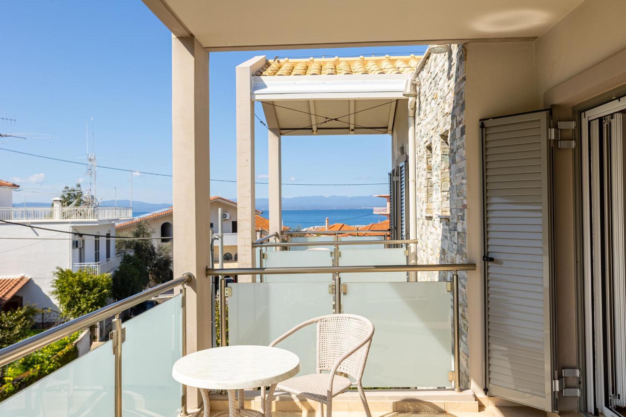 Avia Blue Maisonettes - Messinia Gulf Retreat Exteriör bild
